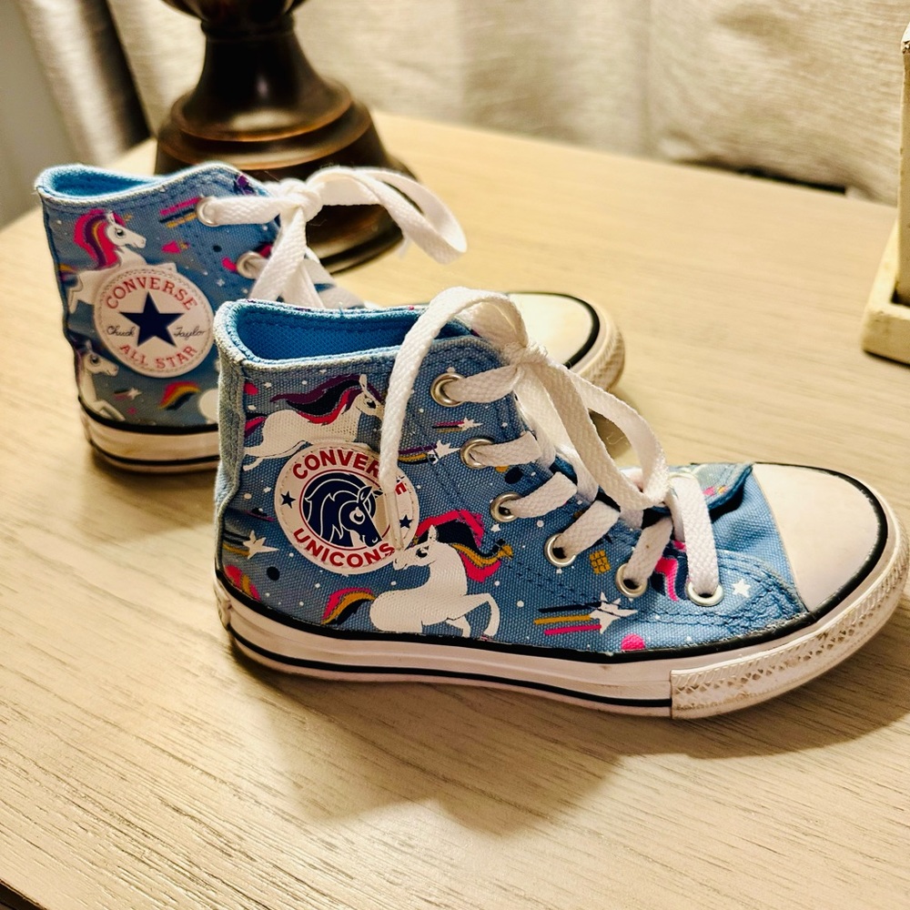 Unicorn Converse All Stars Kids size 11